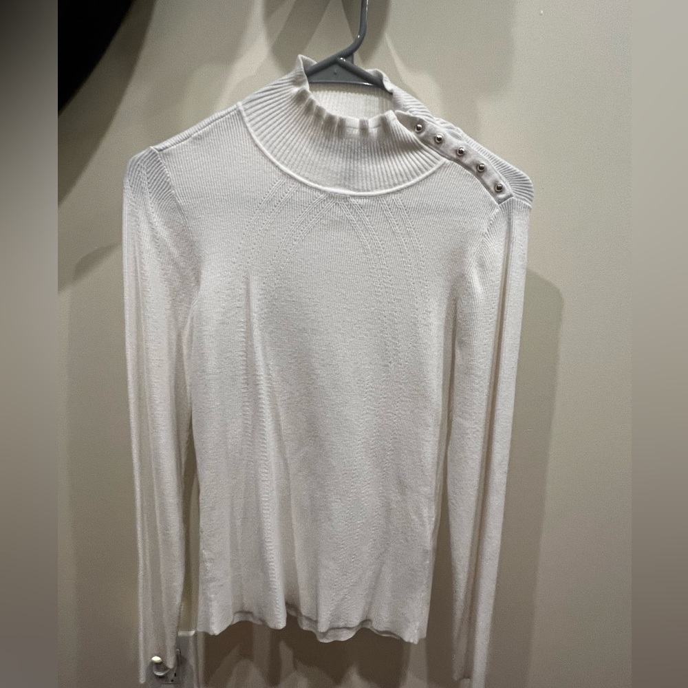 White House Black Market (WHBM)